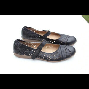 Romika Mary Jane flats